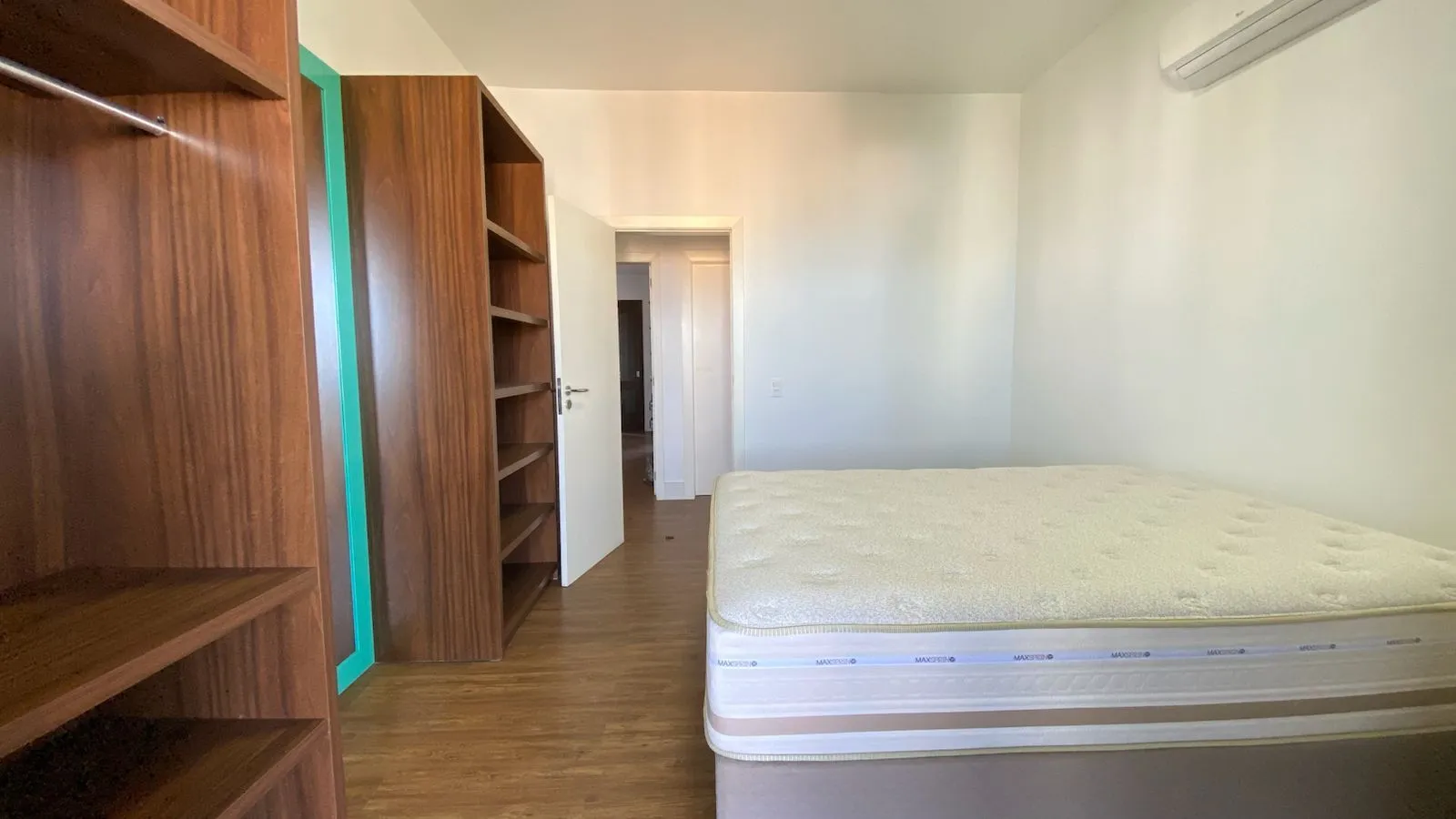 Imagem Apartamento à venda em Torres, Centro, com 4 quartos, 380m2