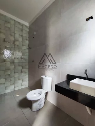 Imagem Casa nova com 3 suítes no Ninho Verde 1 - Encante-se com esse imóvel