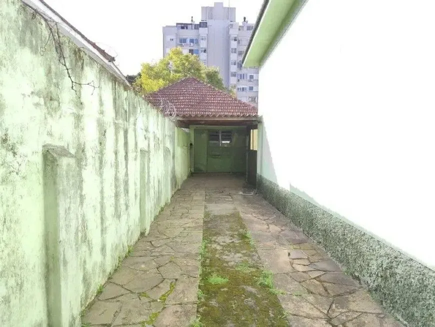 Imagem Casa 3 dormitórios no bairro Menino Deus em Porto Alegre para Alugar