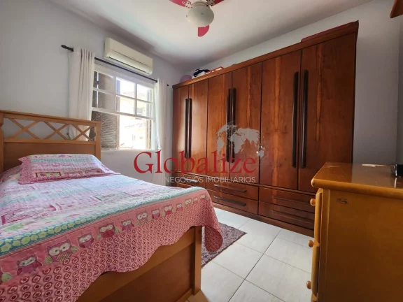 Imagem Apartamento à venda com 2 dormitórios, 1 vaga na Ponta da Praia em Santos por R$ 405.000,00