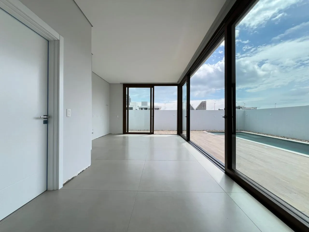 Imagem Casa à venda com 319m2 por R$ 5.500.000,00
