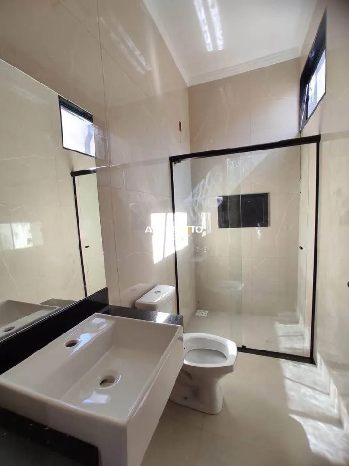 Imagem Casa à venda no Jardim Adelinha, 3 dormitórios, 1 suíte