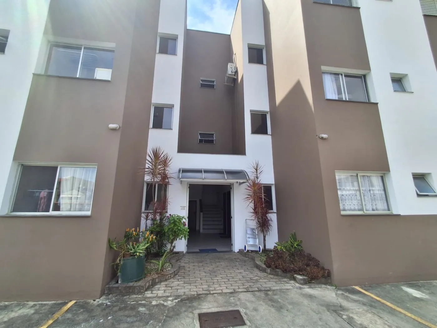 Imagem Apartamento para Venda em Ubatuba, Itaguá, 2 dormitórios, 1 banheiro, 1 vaga