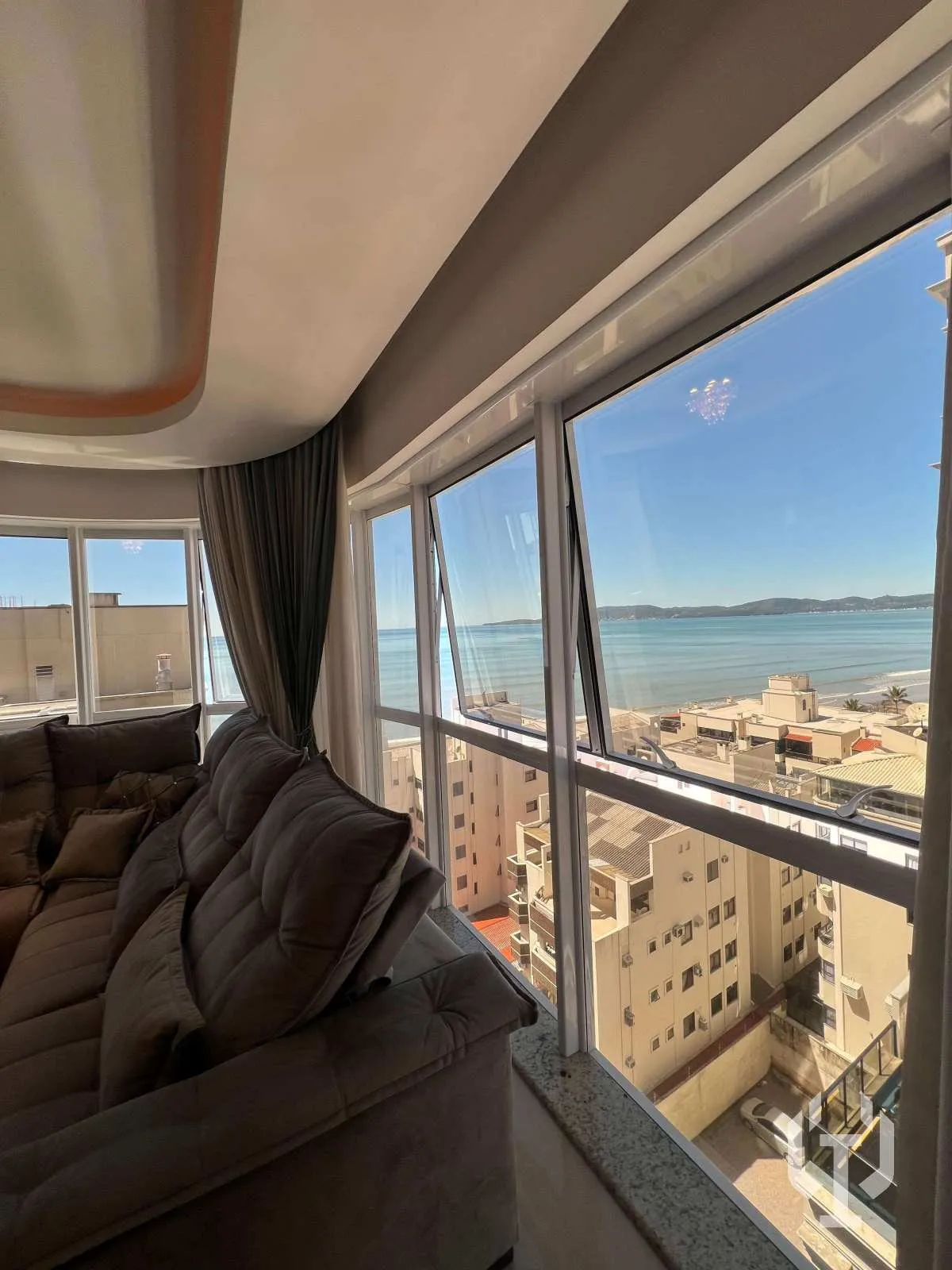 Imagem Apartamento à venda, no Blue Safira, em Itapema, Meia Praia, com 3 quartos, 130m2