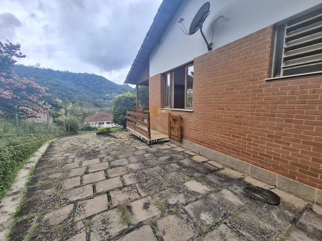 Imagem Casa para Venda em Teresópolis / RJ no bairro Golfe