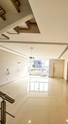 Imagem Casa com 4 dormitórios à venda, 412 m² por R$ 2.800.000 - Pompeia - Socorro/SP