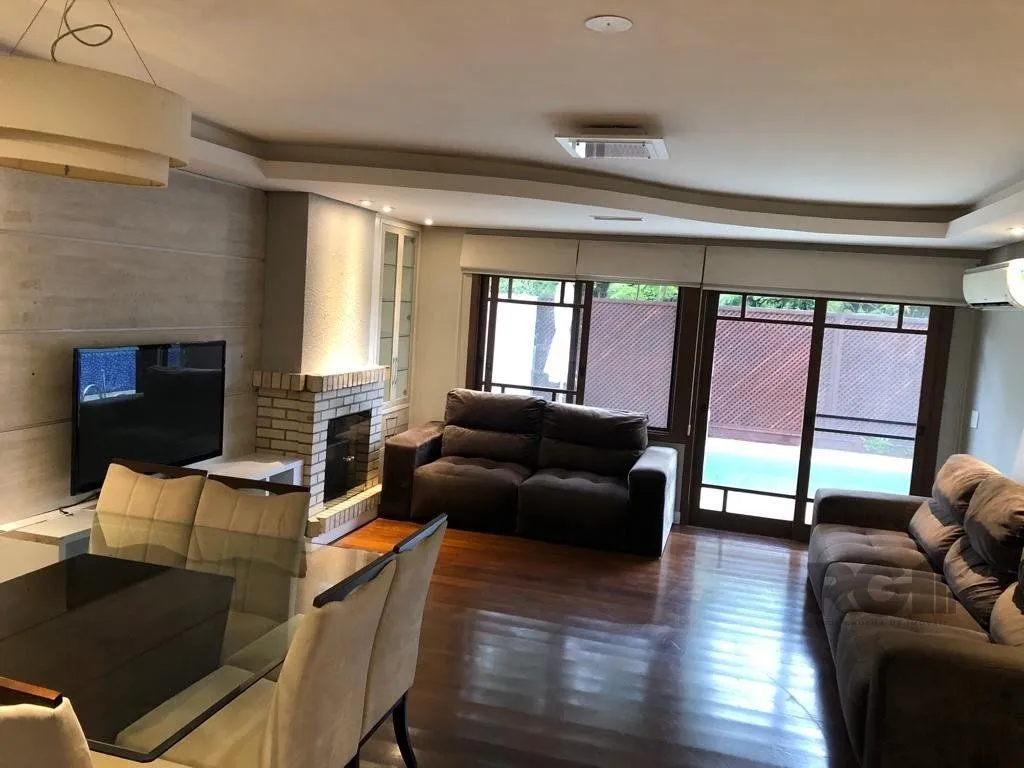 Imagem Casa de Condomínio em Vila Assunção