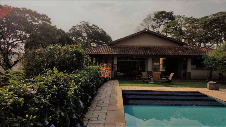 Imagem Sítio com 6 dormitórios à venda, 15000 m² por R$ 1.500.000,00 - Cachoeira - Atibaia/SP