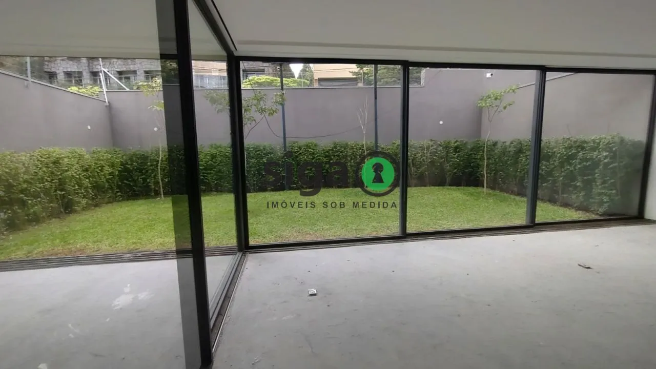 Imagem "Oportunidade Única no Condomínio Alto Padrão Real Parque Casa Real - Casas de Luxo com Condições Es