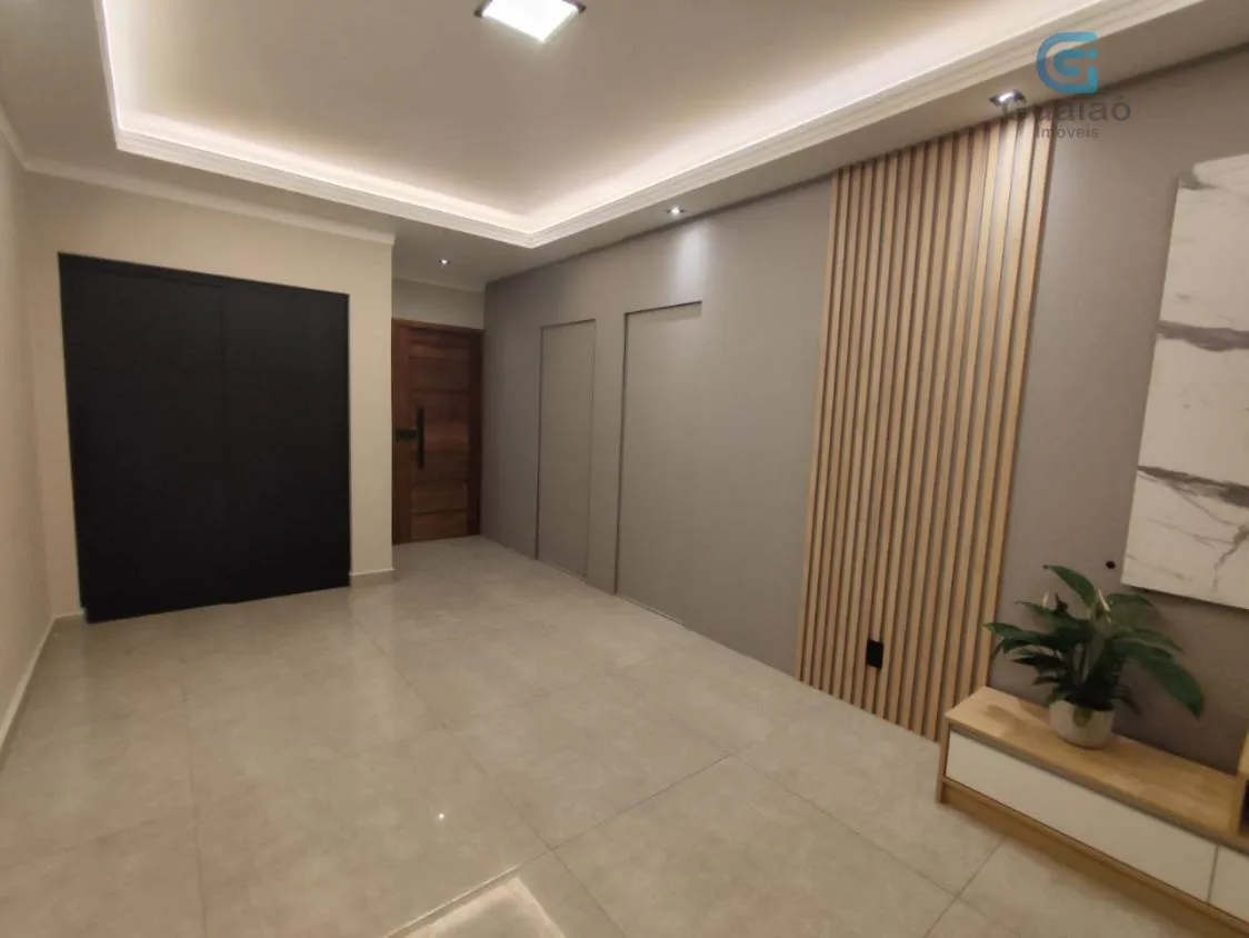 Imagem Vendo Maravilhosa Cobertura Penthouse, 03 Dormitórios com Vista para a praia, 01 suíte, 03 Vagas de Garagem Paralelas, Home Office, Condomínio com Lazer Completo, Pompéia, Santos.