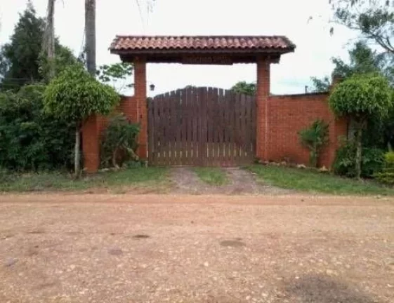 Imagem Descubra o Encanto Rural: Chácara dos Sonhos em Cruz do Cedro, Quadra/SP Seu Refúgio Perfeito na Natureza por Apenas R$ 650 Mil