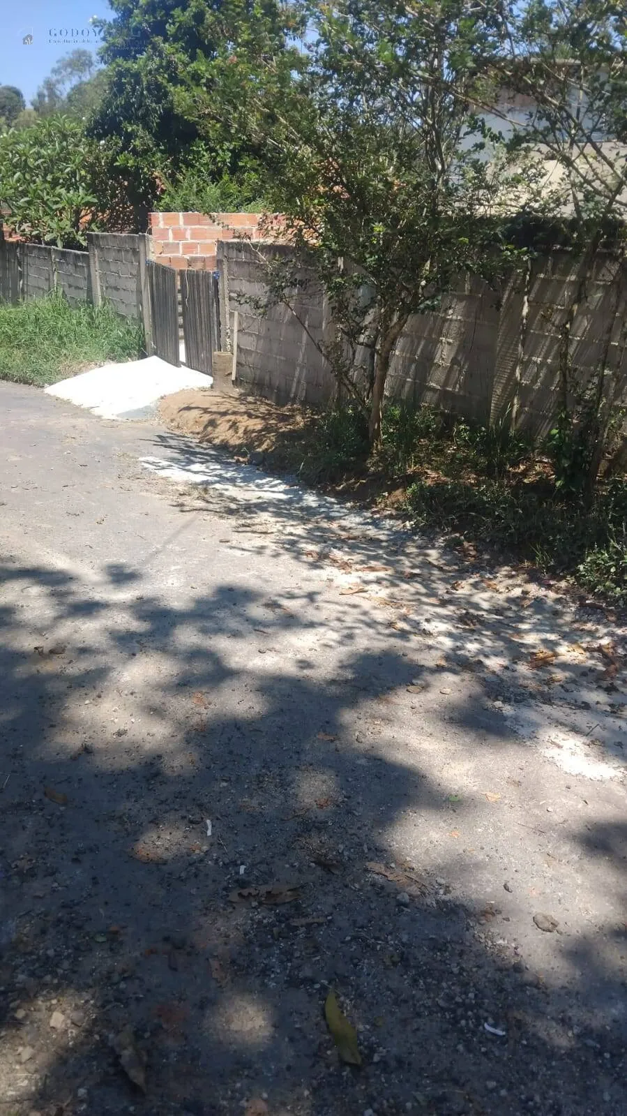 Imagem Ótima Oportunidade para Investidores - Casa Reformada e Rentável