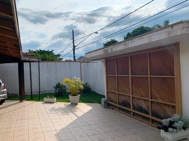 Imagem Casa à venda 3 Quartos, 2 Suites, 5 Vagas, 720M², Jardim Residencial Doutor Lessa, Pindamonhangaba - SP
