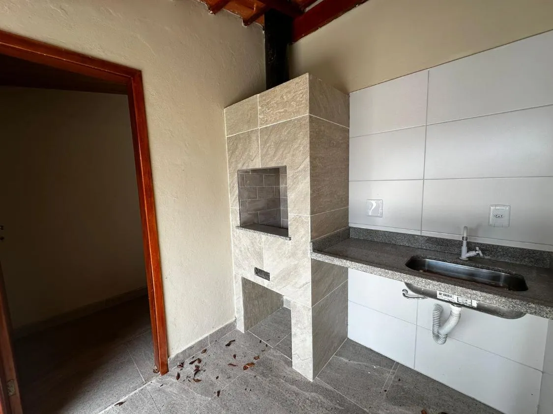 Imagem CASA NOVA COM PISCINA, 02 DORMITÓRIOS E DISPONÍVEL PARA VENDA E LOCAÇÃO LADO PISTA NA VILA ATLÂNTICA EM MONGAGUÁ