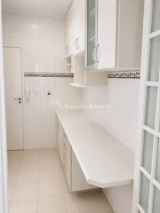 Imagem Excelente oportunidade entre o Cambuí e o Taquaral!

Apartamento com sala para 2 ambientes com vara...