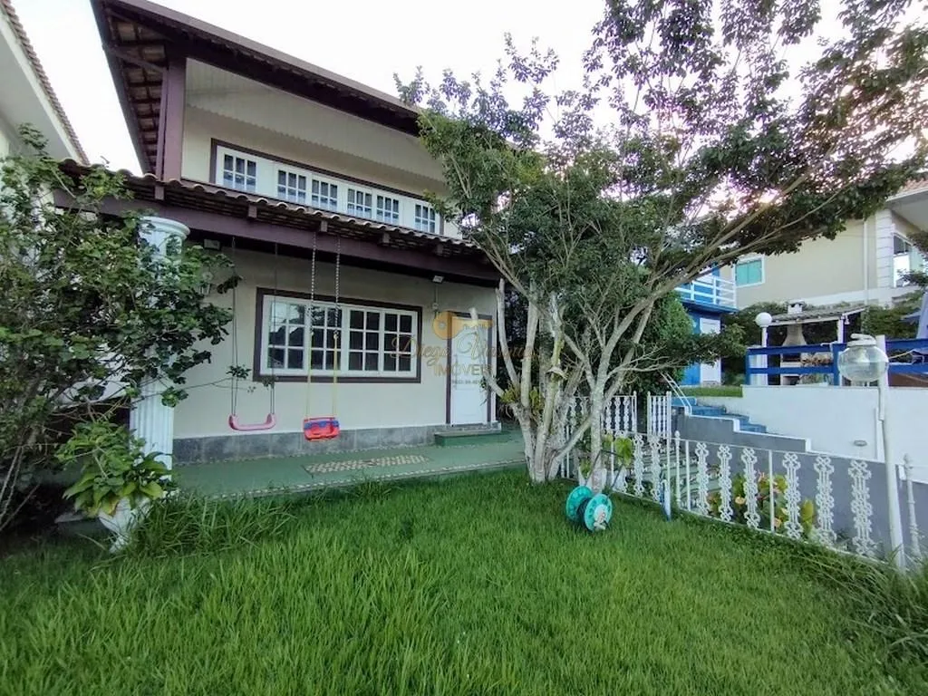 Foto do imóvel Casa em Condomínio para Venda em Teresópolis / RJ em Rua Argentina