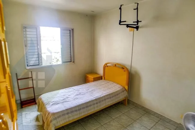 Imagem Casa de 3 dormitórios sendo 1 suíte, 2 banheiros, 2 vagas, com 110m² em Paulicéia, São Bernardo do Campo