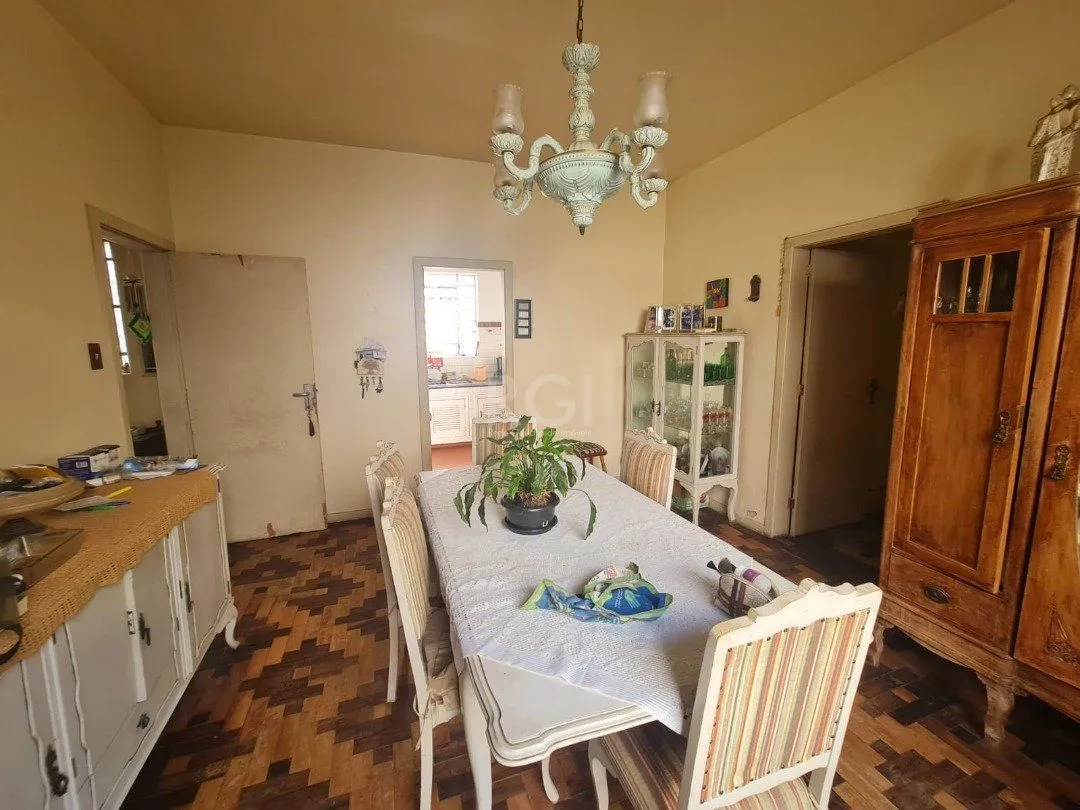 Imagem Casa para Venda - 234m², 4 dormitórios, sendo 1 suites, Vila Assunção