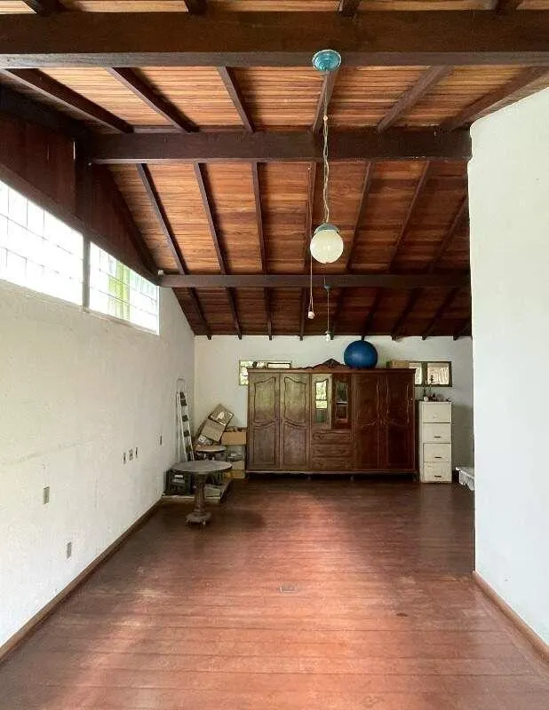 Imagem Prédio Comercial para Venda em Petrópolis / RJ no bairro Itaipava