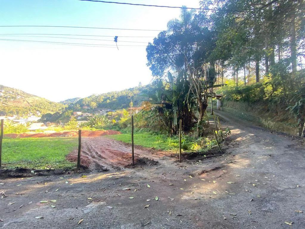 Imagem Terreno para Venda em Teresópolis / RJ no bairro Albuquerque