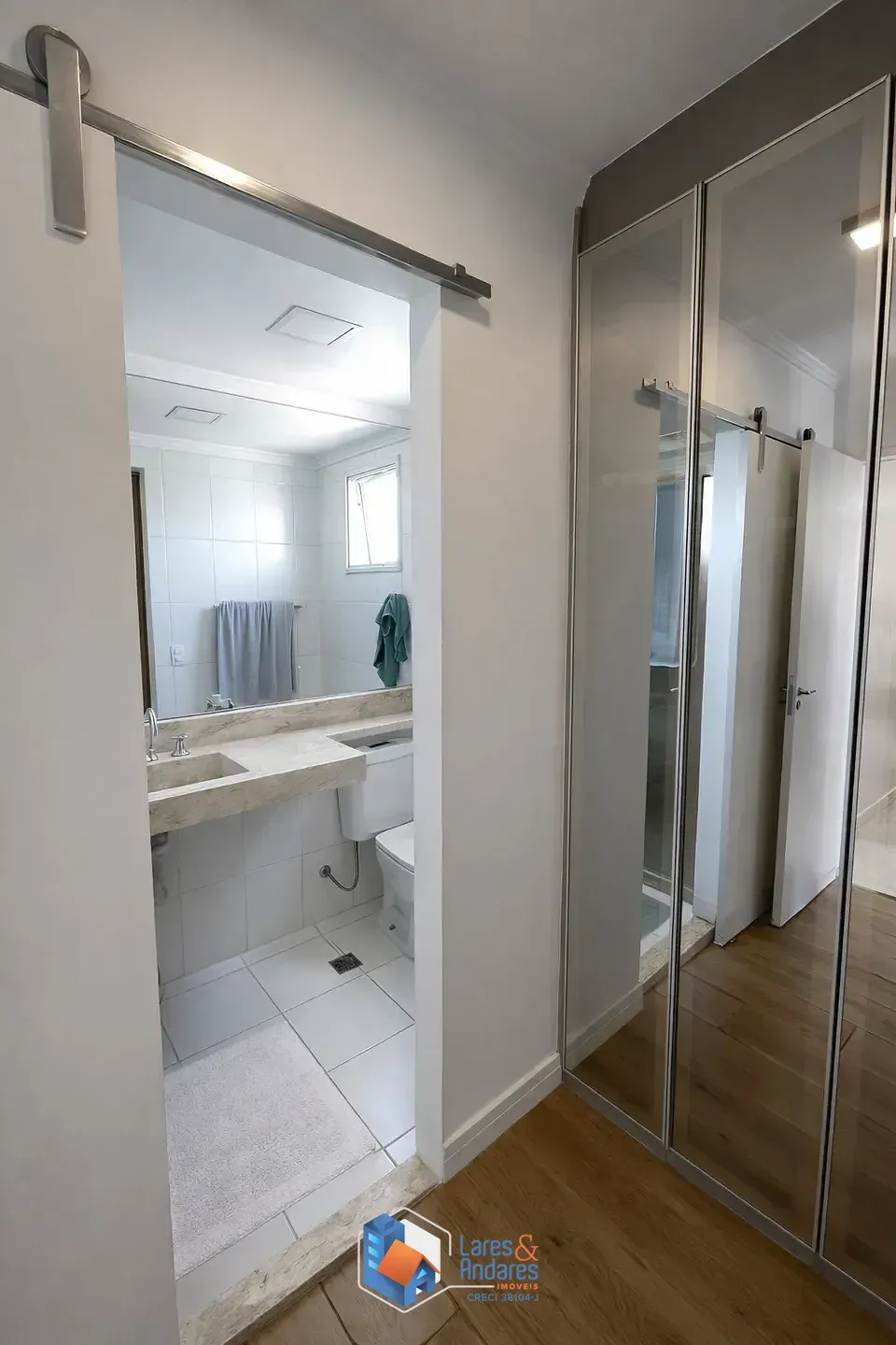 Imagem Apartamento para venda em Jaguaré com 2 quartos, sendo 1 suíte, 62m²