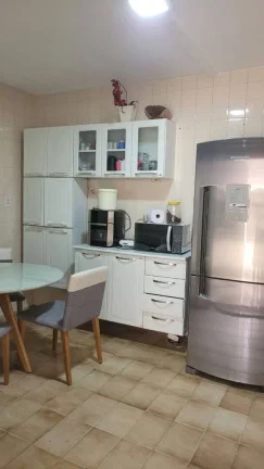 Imagem Casa térrea 4 Dormitórios (1 Suíte), 2 vagas, Vista Verde - Sjc.