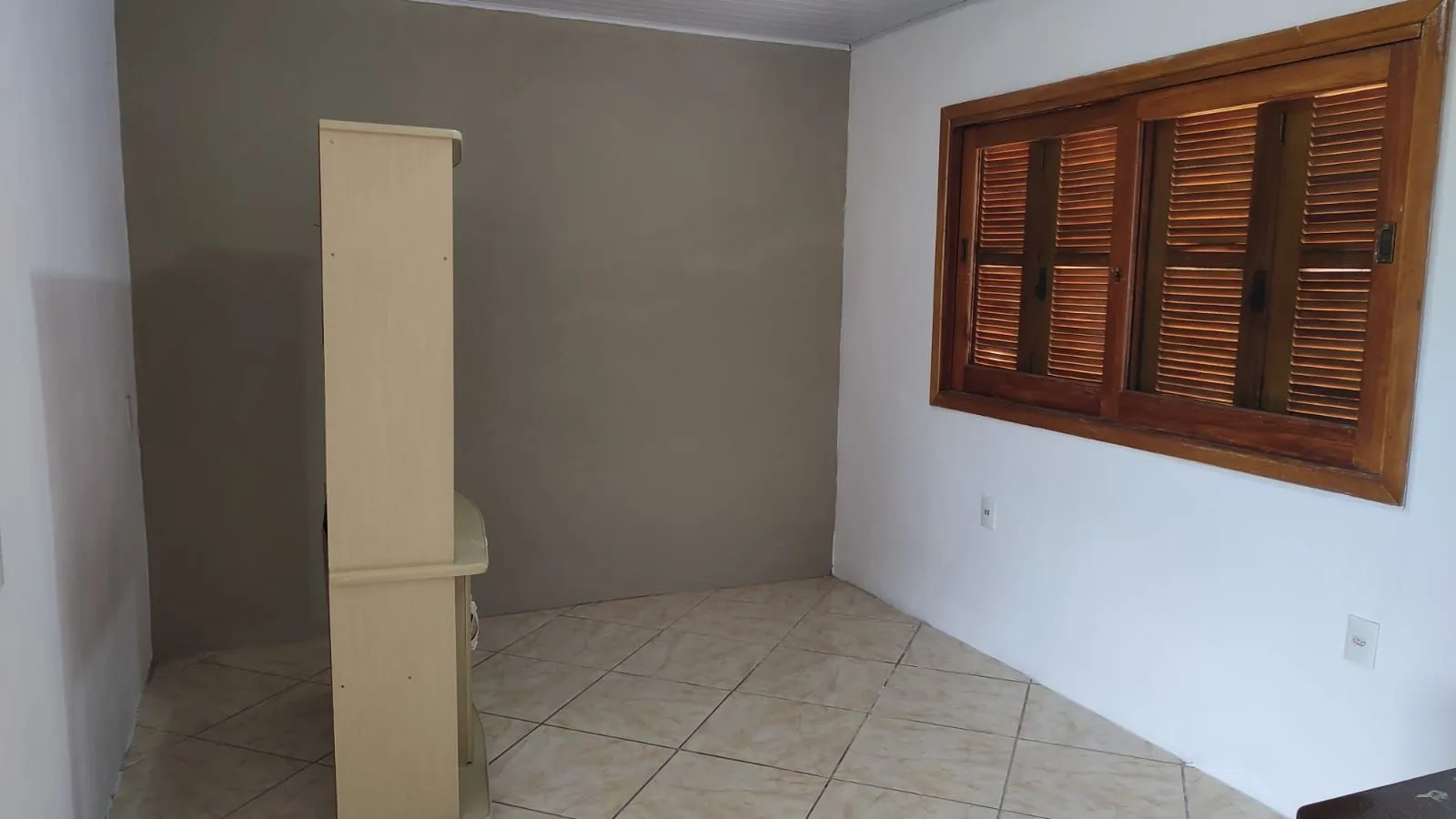 Imagem Vende casa com 84m² , 2 dormitórios, terreno com 300m²