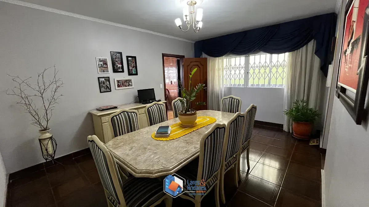 Imagem Sobrado para venda em Vila Formosa com 4 quartos, sendo 1 suíte, 300m²