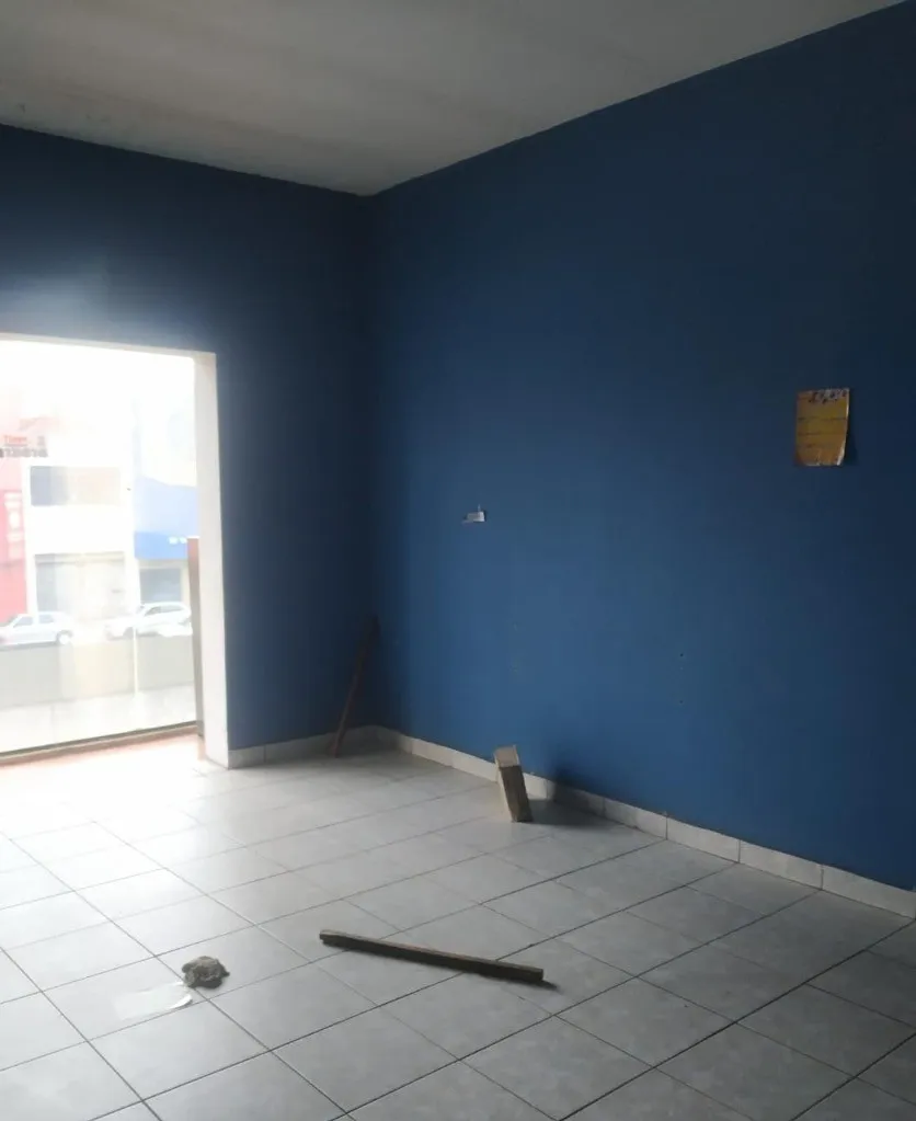 Imagem Prédio Comercial à Venda no Centro de Santo André-SP: 2 Salas, 3 Banheiros, 780m² de Área!