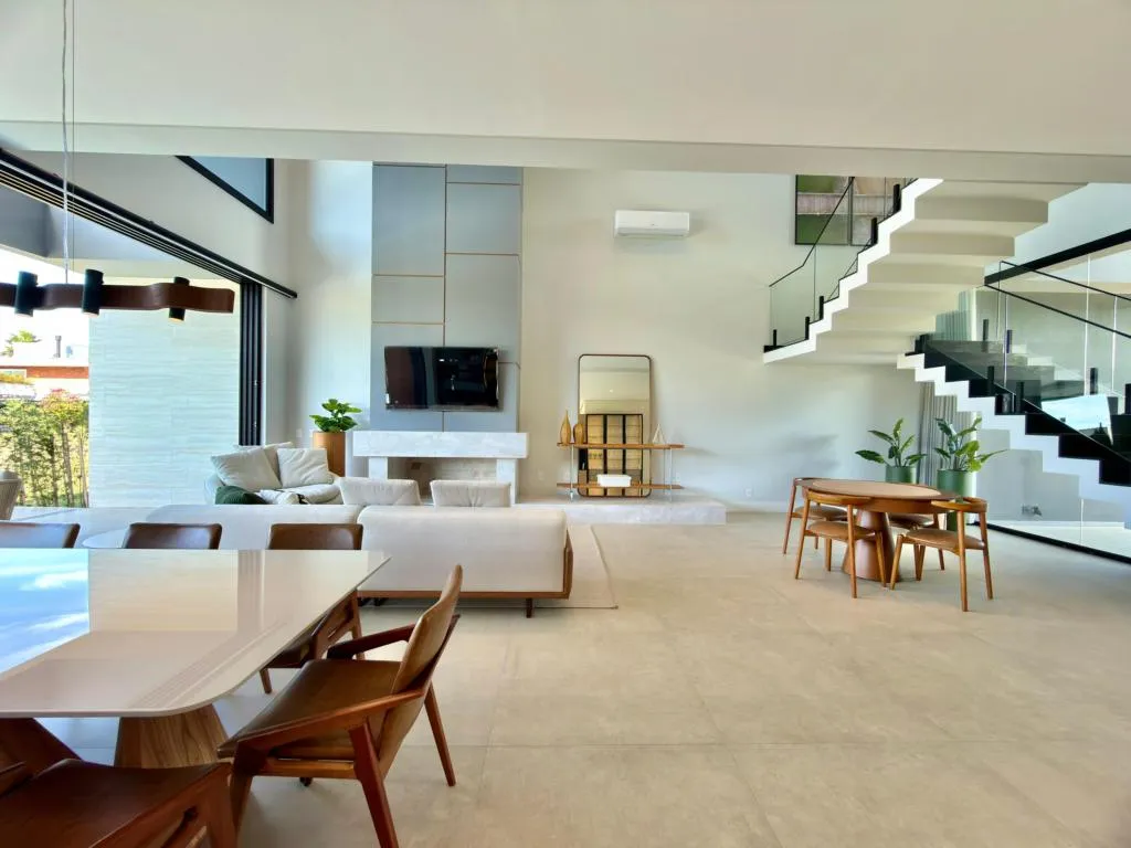 Imagem Casa em Condominio 5 Dormitórios - Bairro Santa Luzia