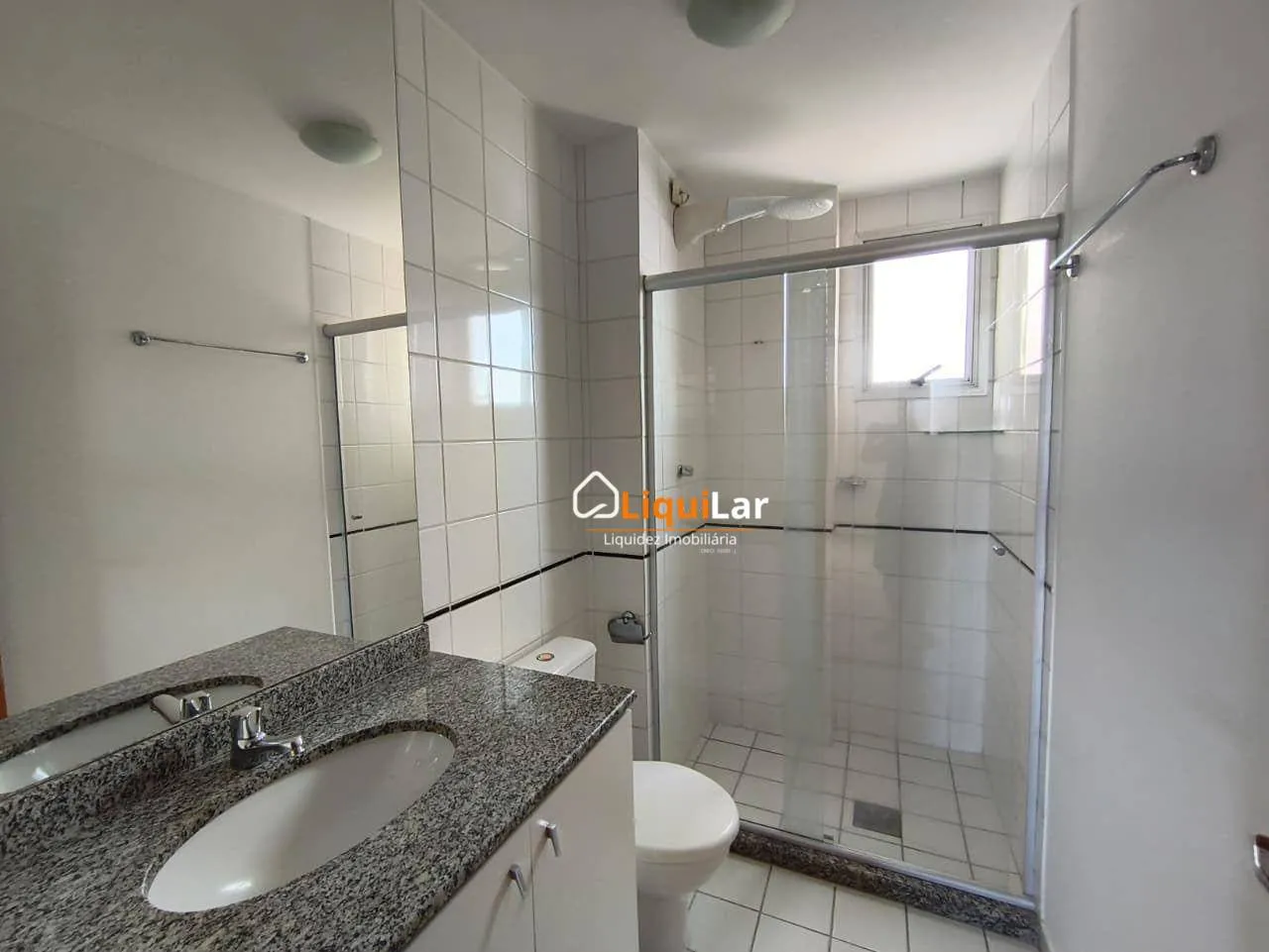 Imagem Apartamento à Venda no Edifício Olavo Bilac com 3 Quartos, Suíte, 2 Sacadas e 2 Vagas Cobertas