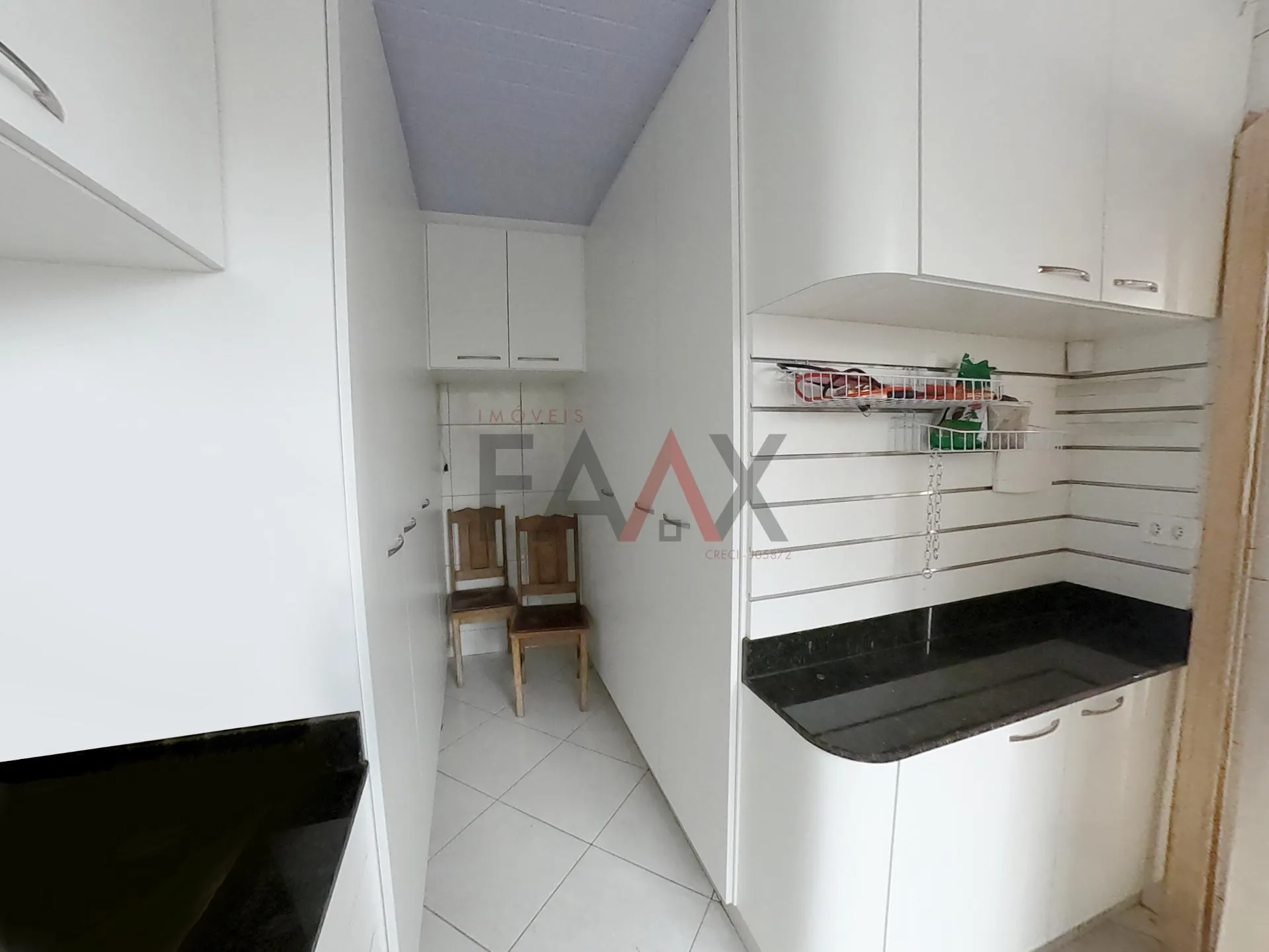 Imagem Casa com amplo terreno medindo 600.00m², VILA BELA, GUARAPUAVA - PR