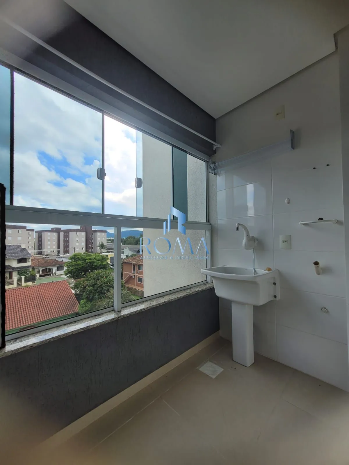 Imagem Apartamento em frente ao Colégio Riachuelo - Camobi