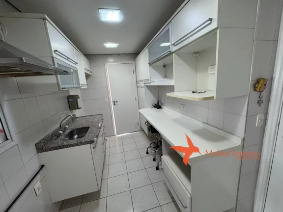Imagem Apartamento de iluminado em Pinheiros: 2 quartos, 1 suíte, 1 sala, 3 banheiros, 2 vagas, 89m² - São Paulo-SP
