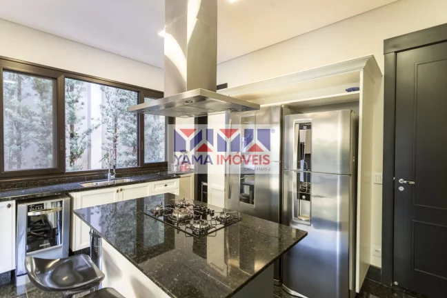Imagem Casa Alto Padrão Condomínio Aspen 495 m²