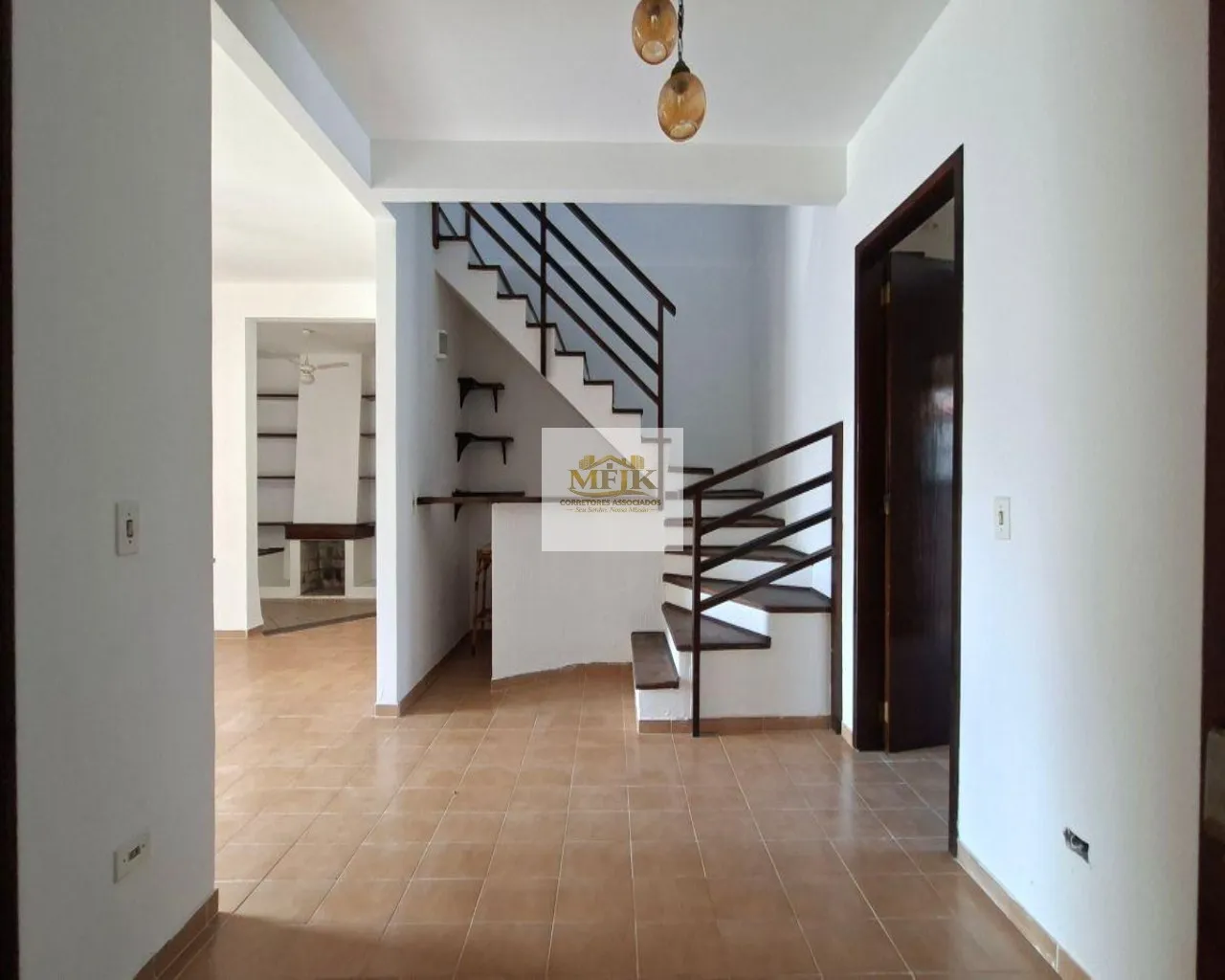 Imagem Imperdível: Casa à venda em Pontal do Paraná-PR, Atami Norte, 7 quartos, 1 suíte, 3 banheiros, 3 vagas, 148m². Confira!