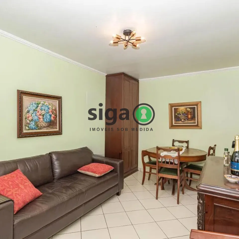 Imagem Casa na Vila Mariana com varanda e localização estratégica perto do metrô.
