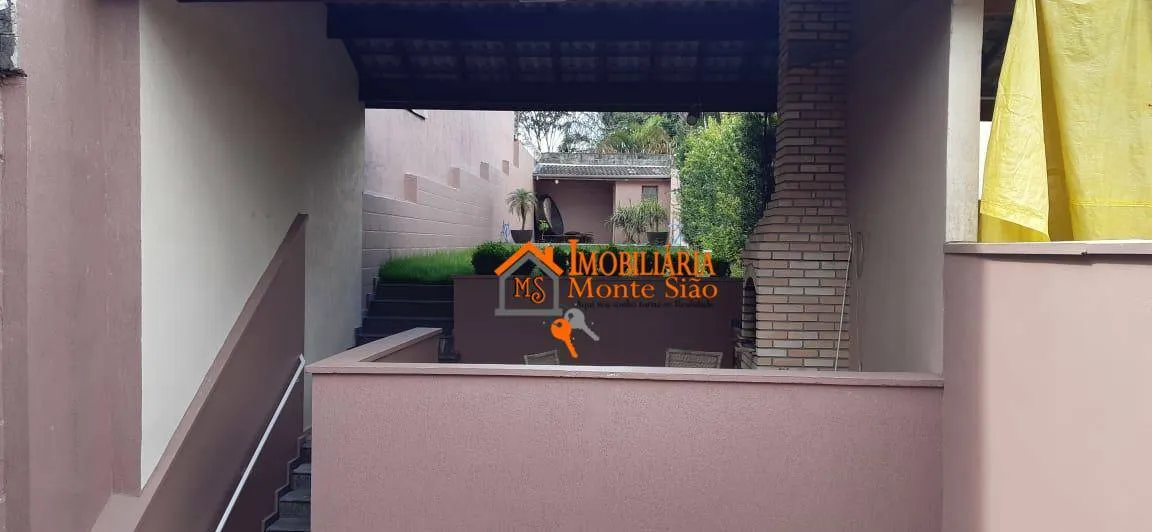 Imagem Sobrado com 3 dormitórios à venda, 144 m² por R$ 799.000,00 - Jardim do Papai - Guarulhos/SP