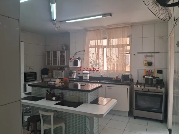 Imagem Belo apartamento em Santos de frente no bairro do Campo Grande com 3 dormitórios e com sacada por R$ 640.000,00.