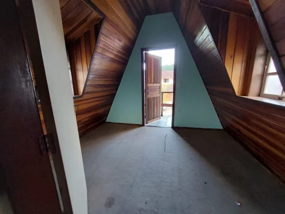 Imagem Casa na Estufa II com 02 dormitórios e chalé