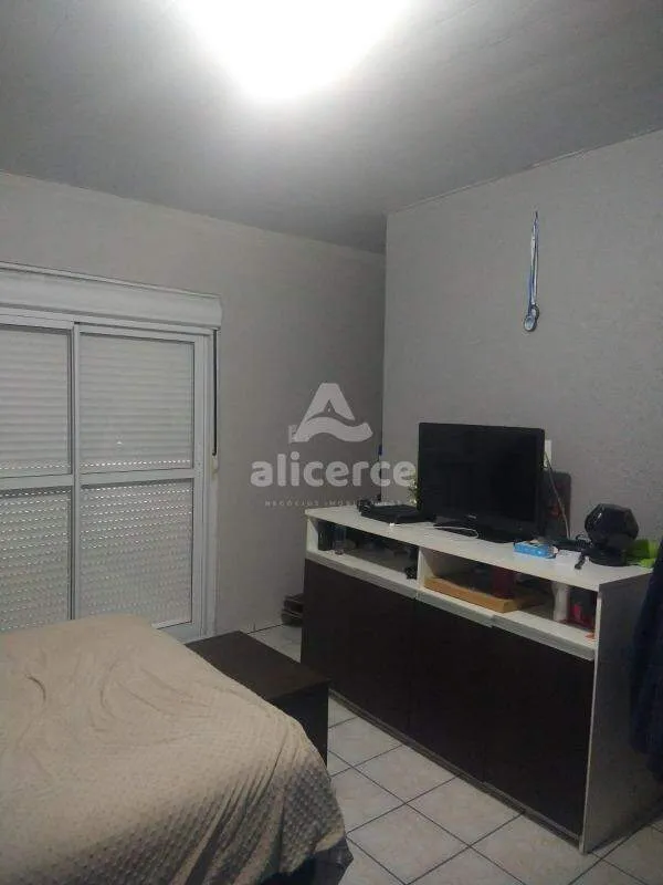 Imagem Oportunidade única - Casa de 2 Pavimento à Venda l 4 Dormitórios I Financiavel - em Palhoça/SC