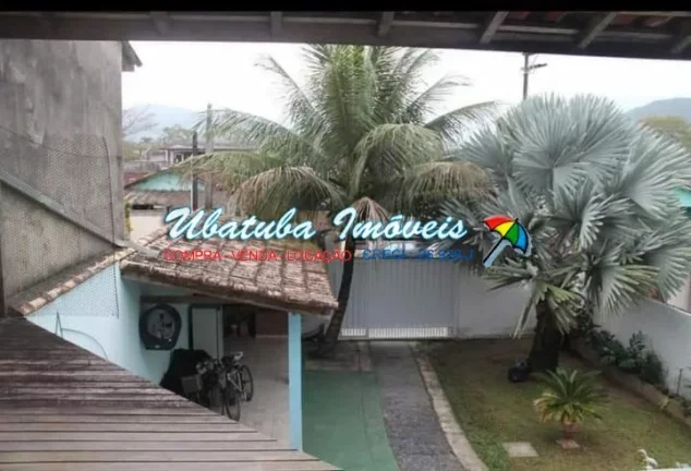 Imagem Lindo sobrado com excelente localização.