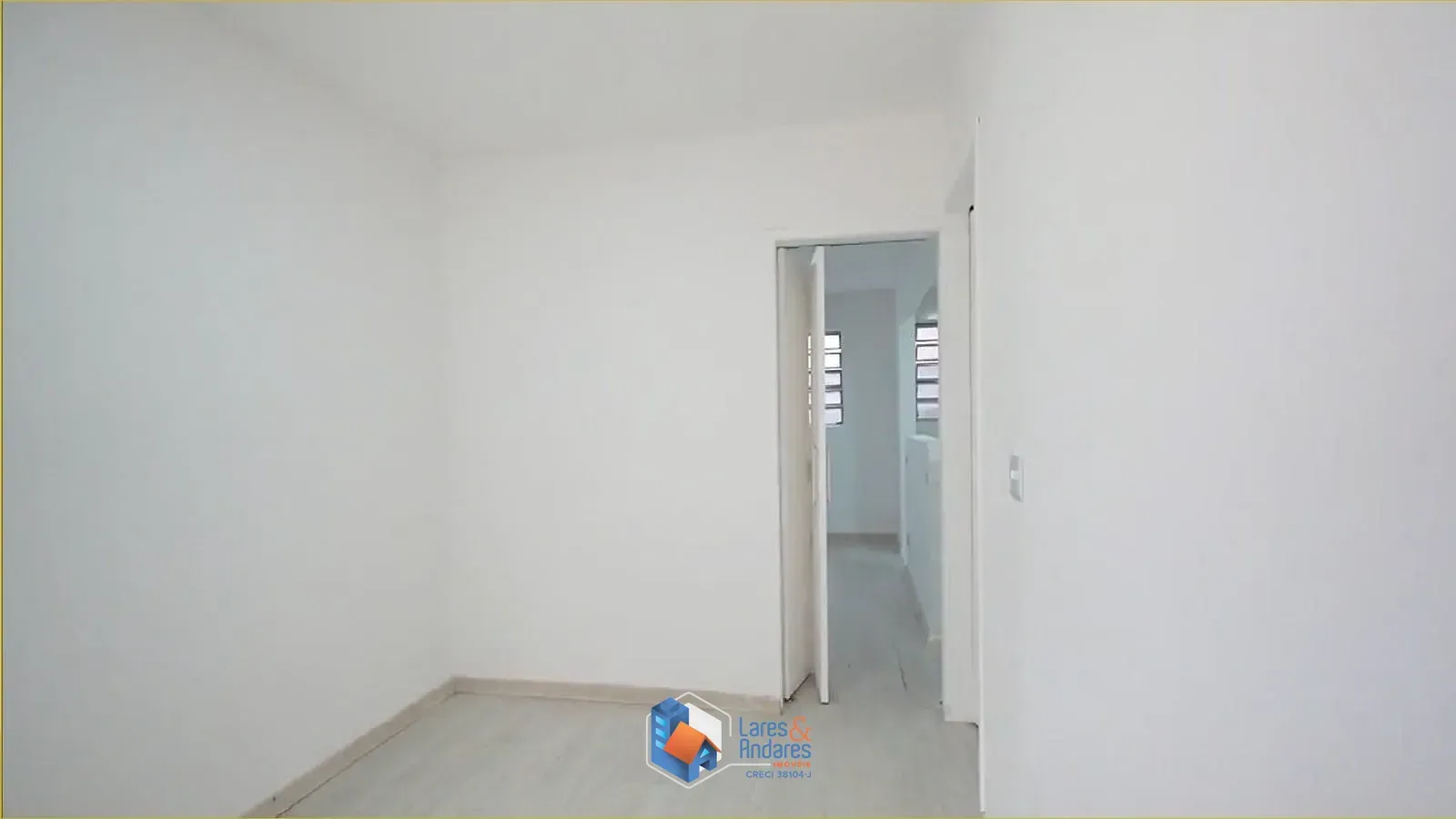 Imagem APARTAMENTO À VENDA COM 44 M², COM 1 DORM. AMPLO, COZINHA AMERICANA, COM ELEVADOR NO 2º ANDAR E BOX DE VIDRO, CONSOLAÇÃO, SÃO PAULO, SP.