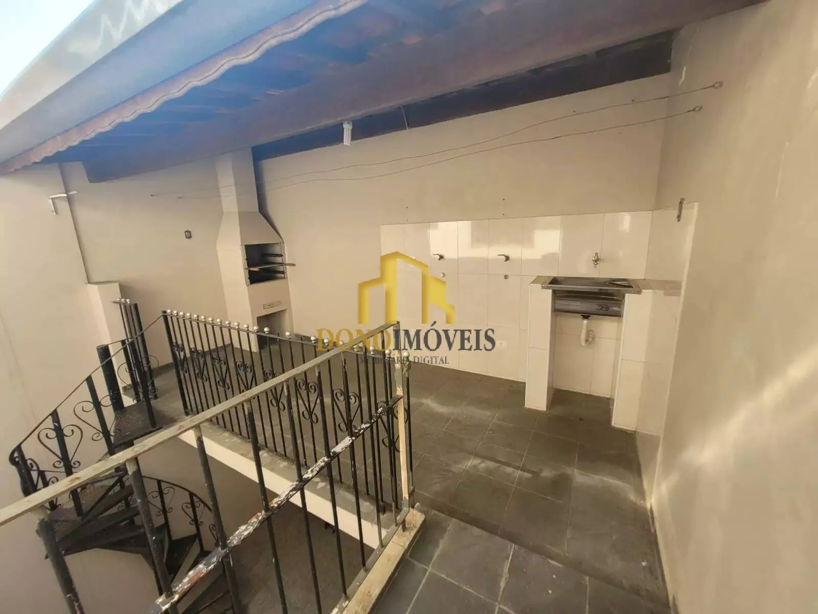 Imagem Sobrado à Venda com 4 dorms, 2 vagas, Bairro Parque Selecta II SBC