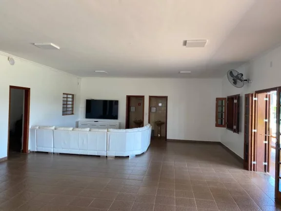 Imagem Sítio a venda em em Itapetininga ( divisa com Tatuí), interior de São Paulo, 600m da rodovia SP12...