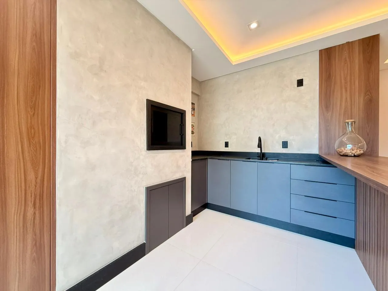 Imagem Apartamento com vista para o mar à venda com 179.5m2 por R$ 4.850.000,00