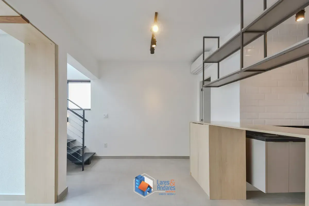 Imagem Duplex para venda em Jardim das Acácias com 1 quarto, sendo 1 suíte, 57m²