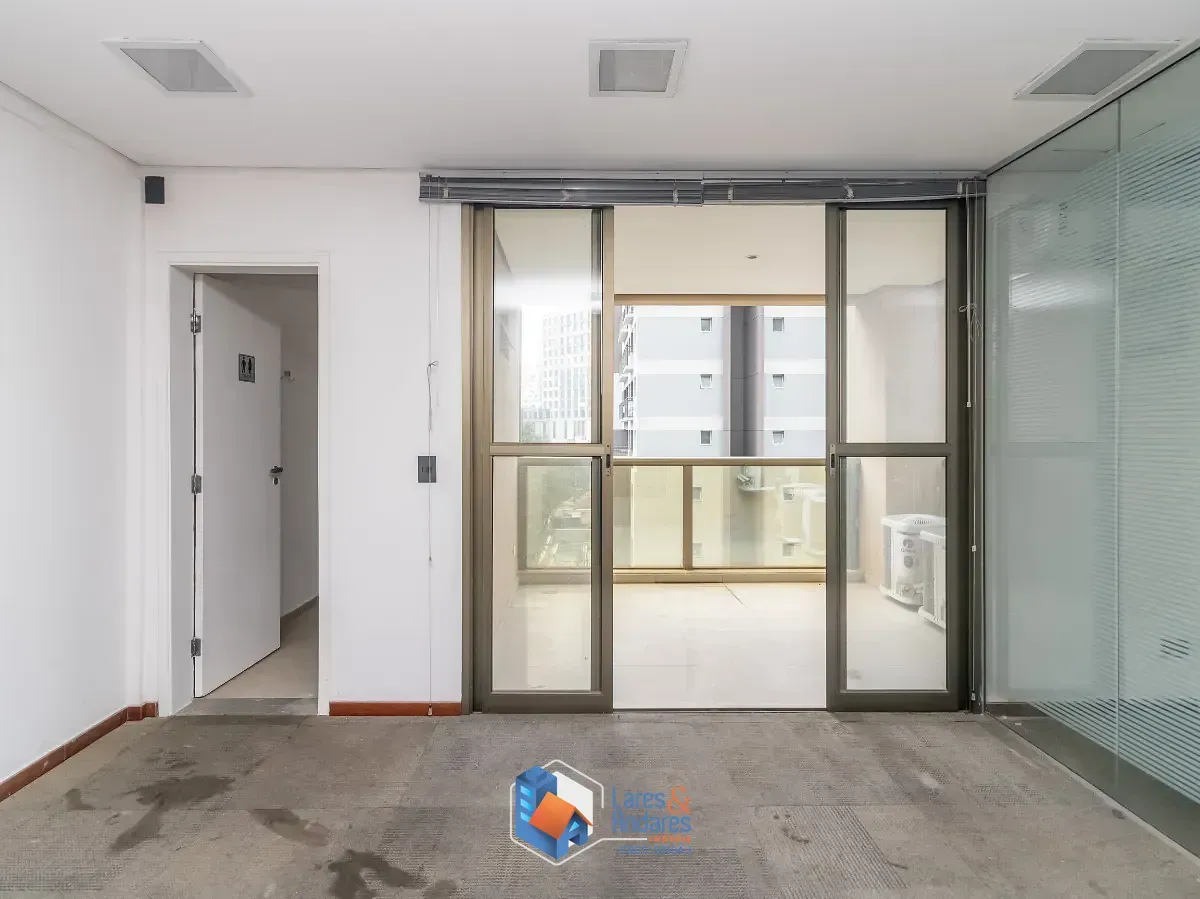 Imagem Conjunto comercial para venda em Vila Olímpia, 110m²