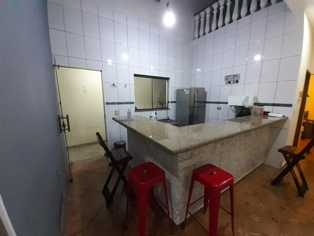 Imagem Casa à venda 2 Quartos, 1 Suite, 2 Vagas, Vila Areao, Taubaté - SP