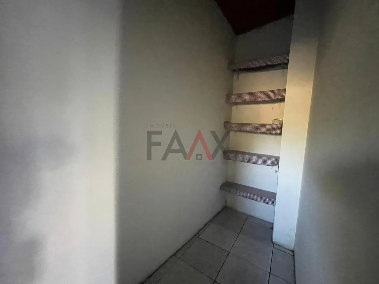 Imagem Oportunidade Única Casa com Barracão à Venda, CENTRO, GUARAPUAVA - PR
